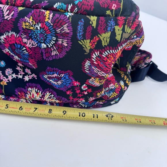 Vera‎ Bradley Backpack Lighten Up Essential Midnight Wildflowers Travel Bag - Picture 13 of 13